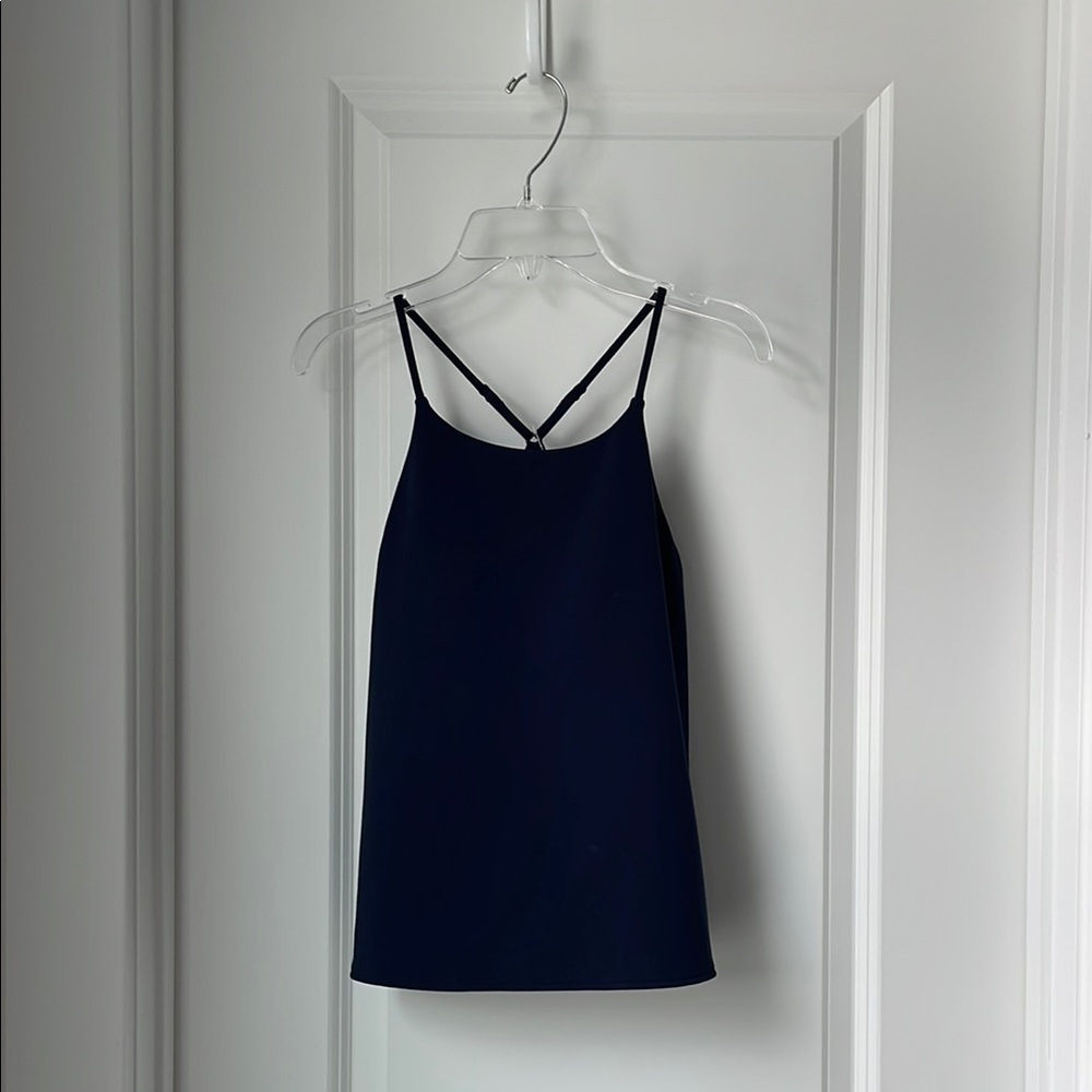 NWT Uniqlo Built-In Bra Top Size Small